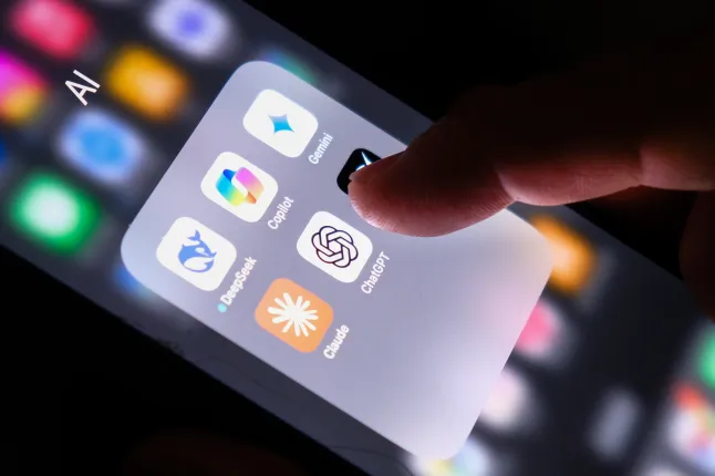 My grandad died and I didn’t know how to feel – so I turned to ChatGPT for therapy