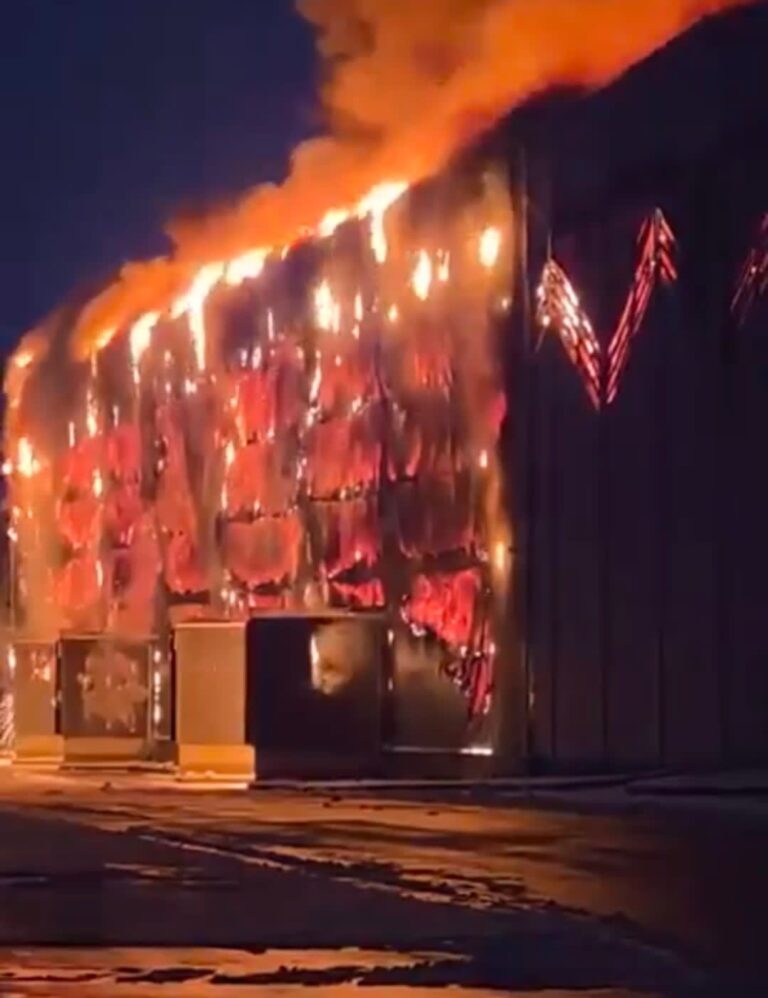 A few hours ago a big fire broke out in M… See more