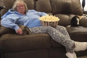 I Want My Jobless Mom, 64, to Babysit My Kid but She Demands Payment