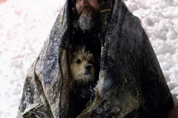 I Bought A Shawarma And A Coffee For A Homeless Man And The Note He Gave Me Reached Back Through Time