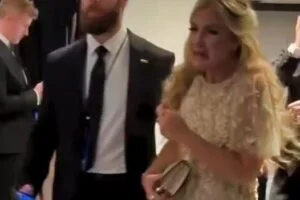 Erika Kirk Breaks Down in Tears at White House Correspondents Dinner — Her Emotional 4-Word Message Caught on Camera During Trump Evacuation Scare [VIDEO]